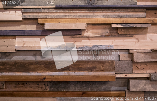 Image of Modern rustic wall\r