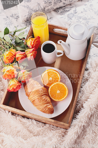 Image of breakfast in bed