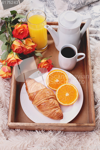 Image of breakfast in bed