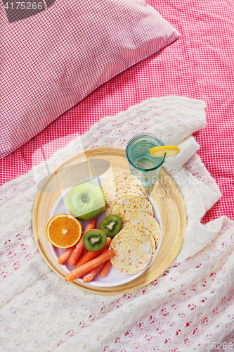 Image of diet in bed