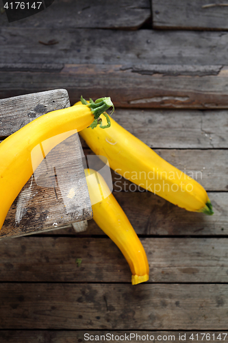 Image of Zucchini and cucurbit.