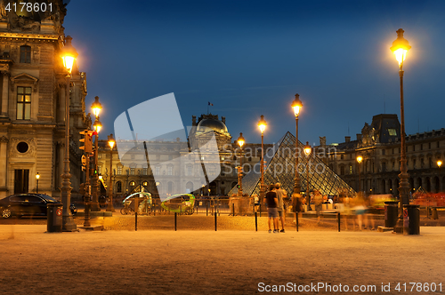 Image of Pyramid and museum of Louvre