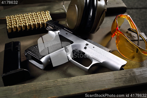 Image of Handgun, pistol  Equipment shooting gun