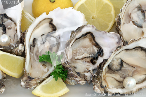 Image of Oysters and Lemon