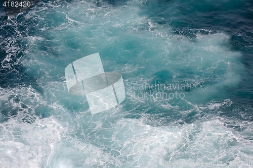 Image of Waves hitting shore