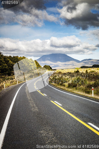 Image of winding road