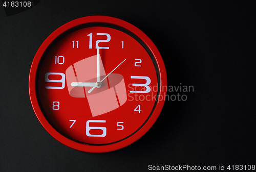 Image of Red clock 2