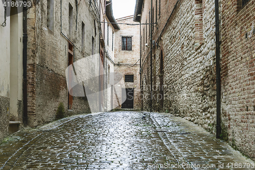 Image of Narrow street in Fabriano