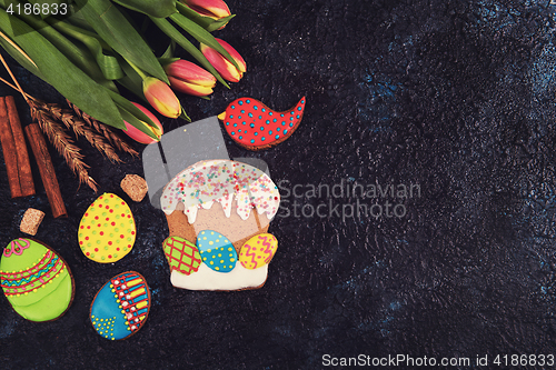 Image of Tulips and gingerbread cookies