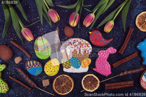 Image of Tulips and gingerbread cookies