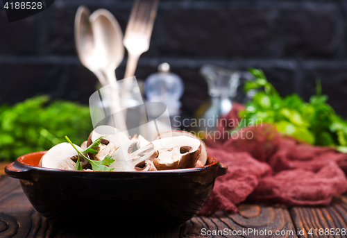 Image of raw mushroom