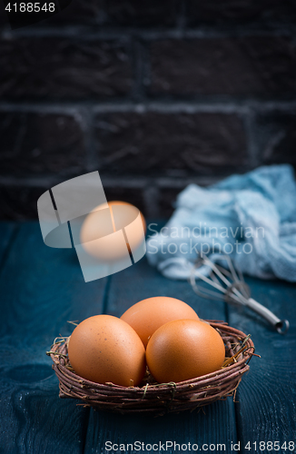 Image of raw chicken eggs