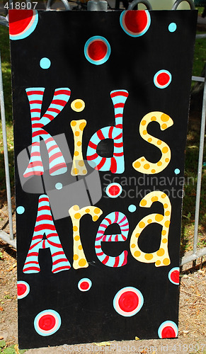 Image of Kids Play Area sign