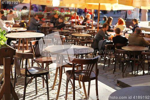 Image of cafeteria on the street