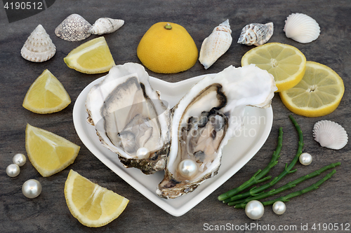 Image of Oysters with Pearls