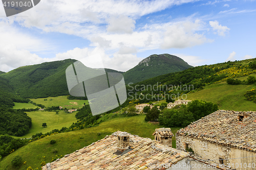 Image of Landscape and buildings Elcito