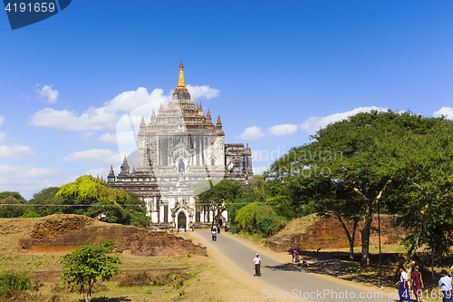 Image of Bagan buddha tower at day