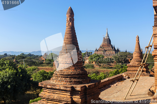 Image of Bagan buddha tower at day