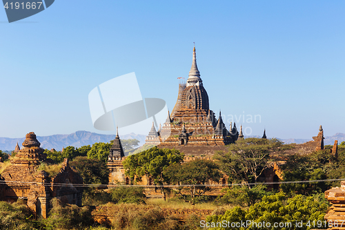 Image of Bagan buddha tower at day