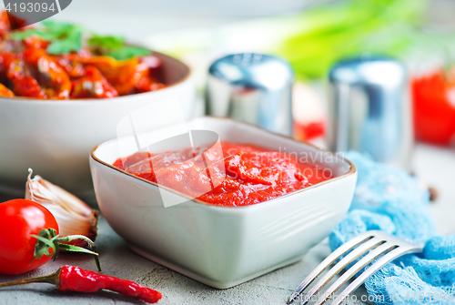 Image of tomato and sauce