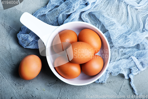 Image of raw eggs