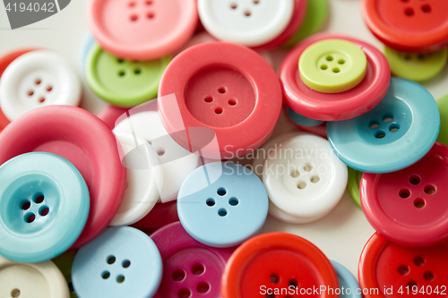 Image of colorful sewing buttons