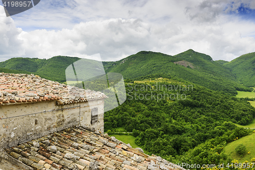 Image of Landscape and buildings Elcito