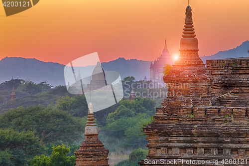 Image of Bagan buddha tower at day