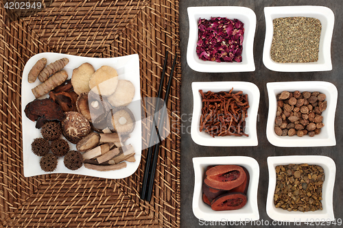 Image of Chinese Alternative Herbal Medicine