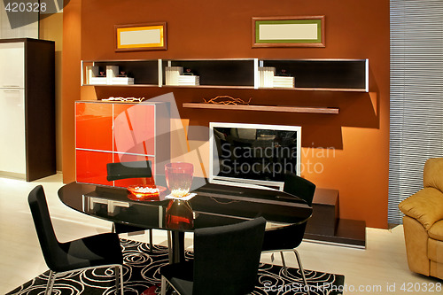 Image of Brown dinning room