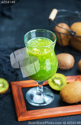 Image of kiwi smoothie