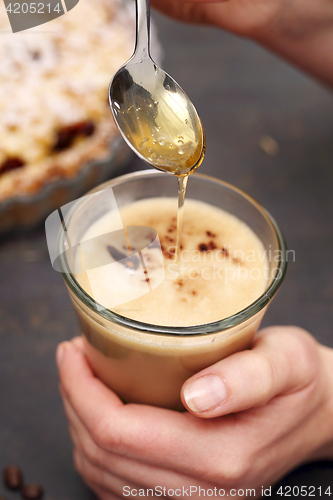 Image of Coffee late sweetened with honey