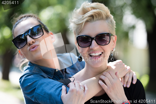 Image of women with sunglasses