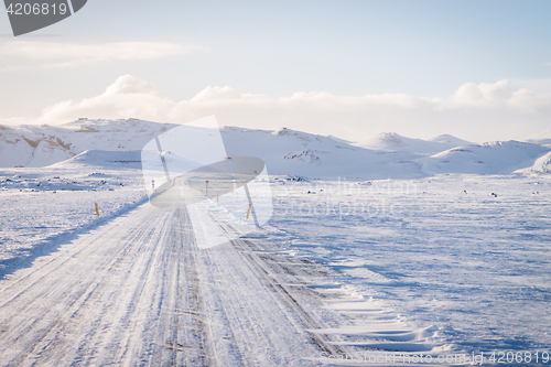 Image of Empty road in Iceland