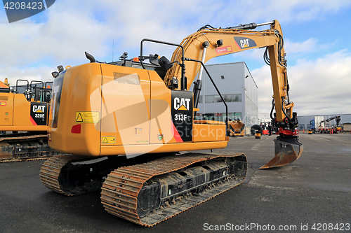 Image of Cat 318FL Hydraulic Excavator on a Yard