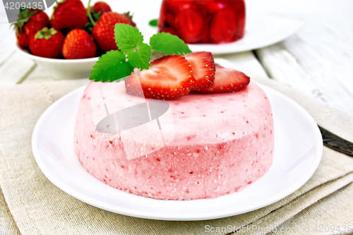 Image of Panna cotta strawberry on light board