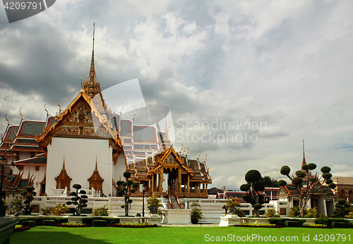 Image of Wat Phra Kaeo temple gable