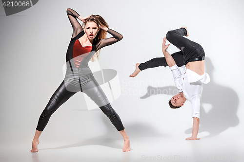 Image of Two people dancing