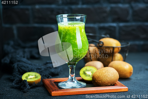 Image of kiwi smoothie