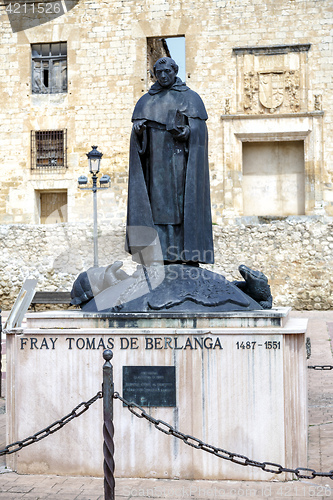 Image of Berlanga de Duero statue of Fray Tomas de Berlanga