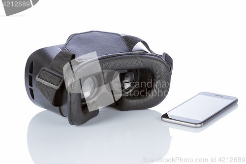 Image of VR Glasses and smartphone with clipping path for screen on white