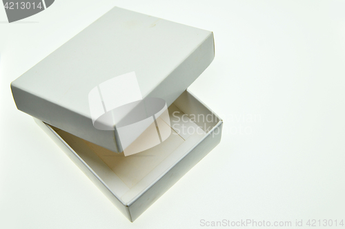 Image of Blank open box