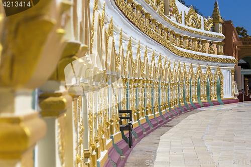 Image of Umin Thounzeh temple in myanmar