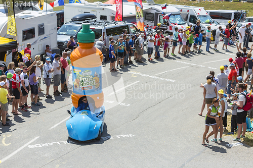 Image of Teisseire Vehicle in Alps - Tour de France 2015