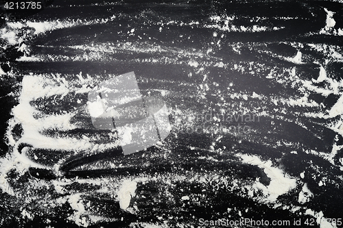 Image of powder on black