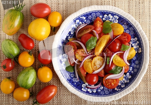 Image of Tomato salad.