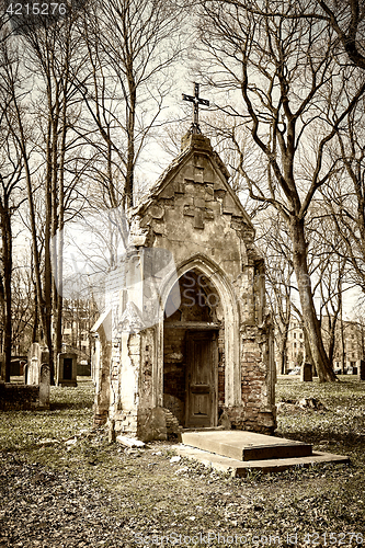 Image of old damaged chapel