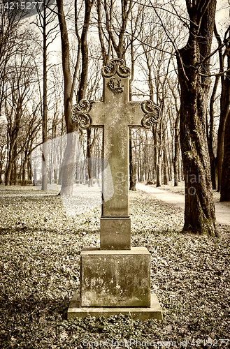 Image of old historic cemetery cross