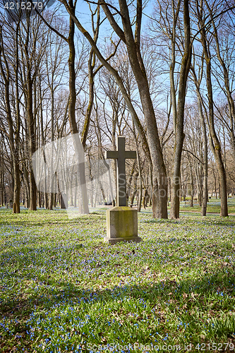 Image of old historic cemetery cross