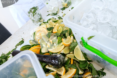 Image of Ingredients for a refreshing Mojito